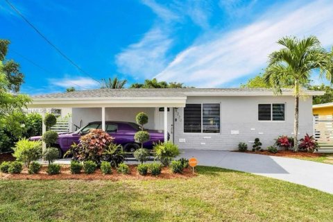 House in West Park, Florida 4 bedrooms, 179.49 sq.m. № 1811154 - photo 1