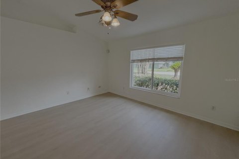 House in Ocala, Florida 3 bedrooms, 146.51 sq.m. № 2229659 - photo 21