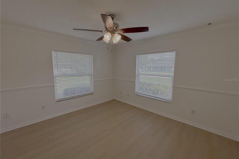 House in Ocala, Florida 3 bedrooms, 146.51 sq.m. № 2229659 - photo 12