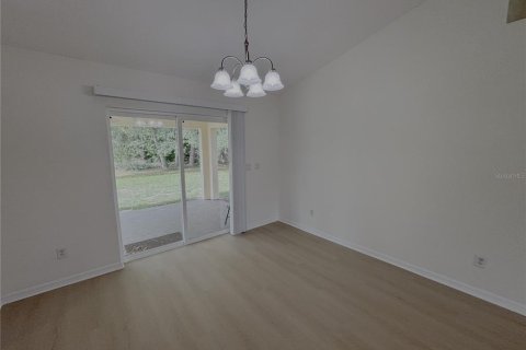 House in Ocala, Florida 3 bedrooms, 146.51 sq.m. № 2229659 - photo 8