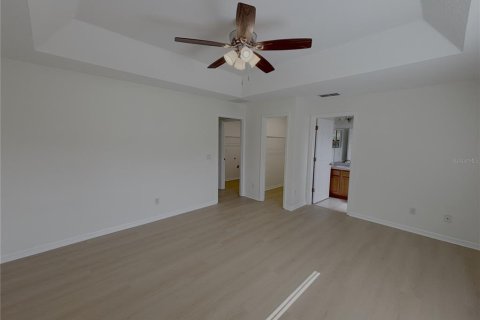 House in Ocala, Florida 3 bedrooms, 146.51 sq.m. № 2229659 - photo 16