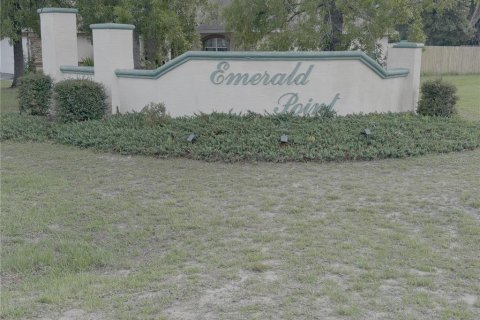 House in Ocala, Florida 3 bedrooms, 146.51 sq.m. № 2229659 - photo 2