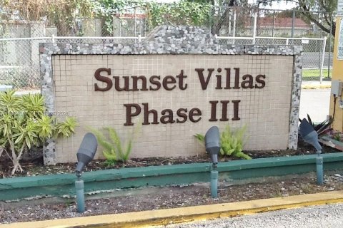 Купить кондоминиум в Майами, Флорида 2 спальни, 73.67м2, № 2045670 - фото 16