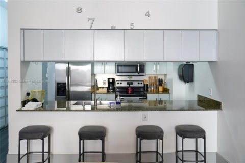 Купить кондоминиум в Майами, Флорида 1 комната, 99.59м2, № 1972037 - фото 5