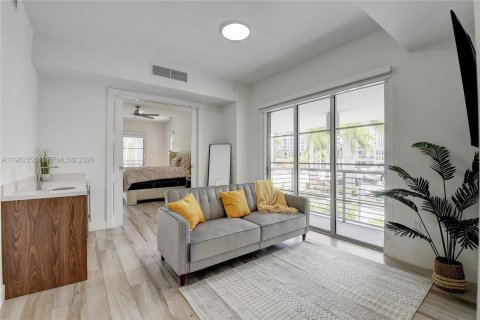 Townhouse in Boca Raton, Florida 2 bedrooms, 174.84 sq.m. № 2045303 - photo 13