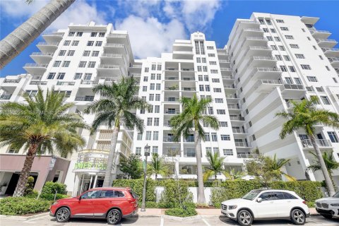 Townhouse in Boca Raton, Florida 2 bedrooms, 174.84 sq.m. № 2045303 - photo 27