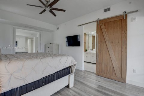 Townhouse in Boca Raton, Florida 2 bedrooms, 174.84 sq.m. № 2045303 - photo 17