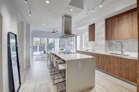 Touwnhouse à Boca Raton, Floride 2 chambres, 174.84 m2 № 2045303