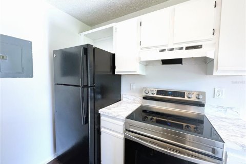 Appartement à louer à Lake Mary, Floride: 1 chambre, 62.62 m2 № 1871131 - photo 9