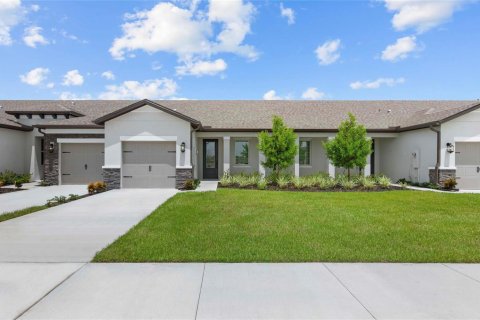 Townhouse in St. Lucie, Florida 2 bedrooms, 116.03 sq.m. № 2245321