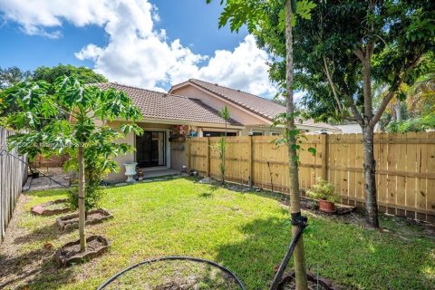 Villa ou maison à vendre à Plantation, Floride: 4 chambres, 231.14 m2 № 1947380 - photo 13
