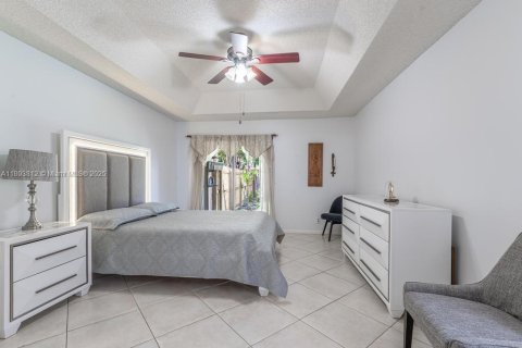 Villa ou maison à vendre à Plantation, Floride: 4 chambres, 231.14 m2 № 1947380 - photo 9