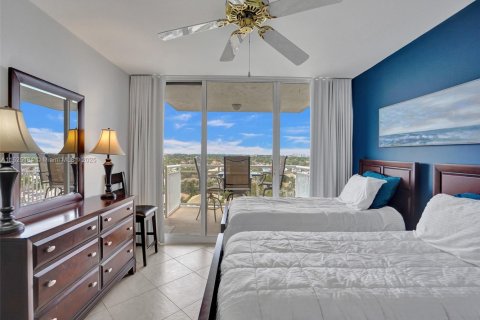 Condo in Hollywood, Florida, 2 bedrooms  № 1811530 - photo 20