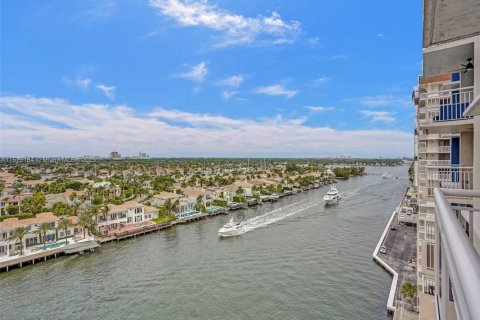 Condo in Hollywood, Florida, 2 bedrooms  № 1811530 - photo 7