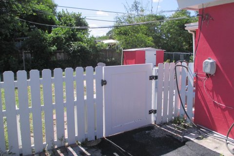Immobilier commercial à vendre à Lantana, Floride: 120.22 m2 № 2429972 - photo 16