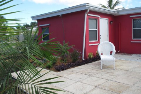 Immobilier commercial à vendre à Lantana, Floride: 120.22 m2 № 2429972 - photo 13