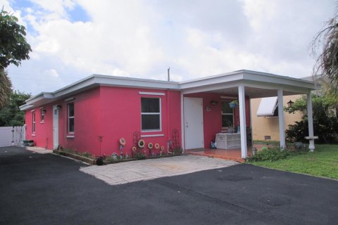 Immobilier commercial à Lantana, Floride 120.22 m2 № 2429972