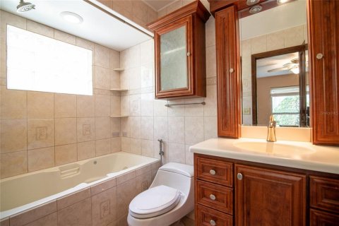 Villa ou maison à vendre à Orlando, Floride: 6 chambres, 587.79 m2 № 1114250 - photo 22