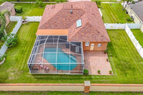 Casa en venta en Land O' Lakes, Florida, 4 dormitorios, 196.58 m2 № 2386295 - foto 8