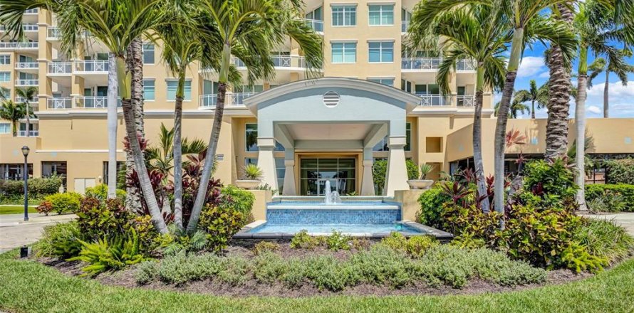 Condo in Palmetto, Florida, 2 bedrooms  № 2093129