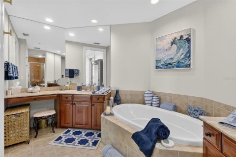 Condo in Palmetto, Florida, 2 bedrooms  № 2093129 - photo 20
