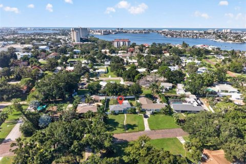 Villa ou maison à vendre à Saint Petersburg, Floride: 2 chambres, 102.94 m2 № 2418379 - photo 26