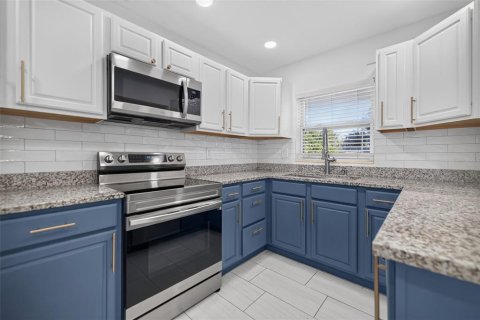 Villa ou maison à vendre à Saint Petersburg, Floride: 2 chambres, 102.94 m2 № 2418379 - photo 7