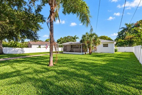 Villa ou maison à vendre à Saint Petersburg, Floride: 2 chambres, 102.94 m2 № 2418379 - photo 21