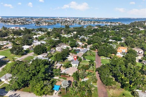Villa ou maison à vendre à Saint Petersburg, Floride: 2 chambres, 102.94 m2 № 2418379 - photo 24