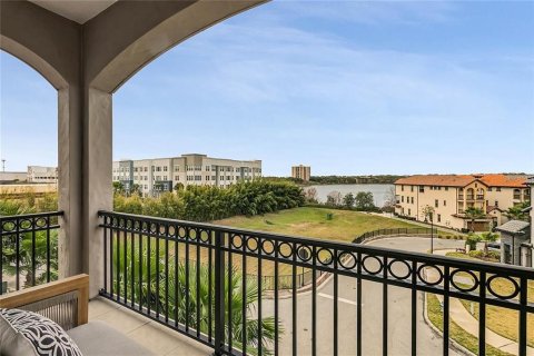 Casa en alquiler en Orlando, Florida, 4 dormitorios, 323.39 m2 № 1877098 - foto 18