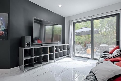 Casa en alquiler en Orlando, Florida, 4 dormitorios, 323.39 m2 № 1877098 - foto 27