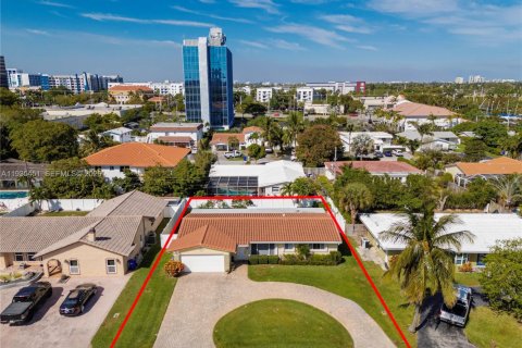 House in Pompano Beach, Florida 2 bedrooms, 134.71 sq.m. № 1995643 - photo 30