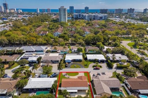 House in Pompano Beach, Florida 2 bedrooms, 134.71 sq.m. № 1995643 - photo 27