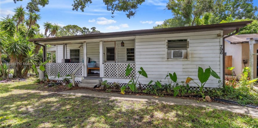 House in Vero Beach, Florida 4 bedrooms, 122.72 sq.m. № 1816414