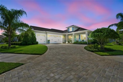 House in New Smyrna Beach, Florida 3 bedrooms, 205.5 sq.m. № 2302991