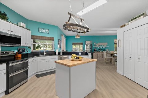 Casa en venta en Palm Coast, Florida, 4 dormitorios, 219.34 m2 № 2386726 - foto 11