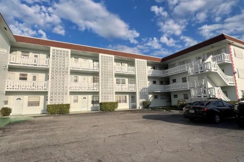 Copropriété à vendre à Lauderhill, Floride: 2 chambres, 88.26 m2 № 2241224 - photo 3