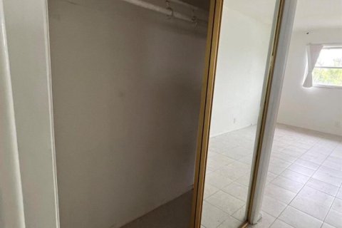 Copropriété à vendre à Lauderhill, Floride: 2 chambres, 88.26 m2 № 2241224 - photo 11