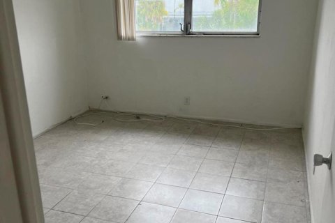 Copropriété à vendre à Lauderhill, Floride: 2 chambres, 88.26 m2 № 2241224 - photo 17