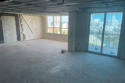 Condominio en venta en Miami Beach, Florida, 2 dormitorios, 198.16 m2 № 1887748 - foto 4
