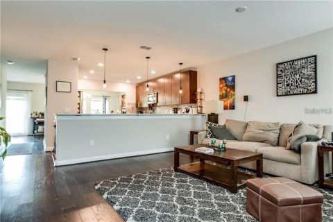 Townhouse in Tampa, Florida 3 bedrooms, 206.8 sq.m. № 1821276 - photo 4
