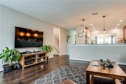 Townhouse in Tampa, Florida 3 bedrooms, 206.8 sq.m. № 1821276 - photo 5