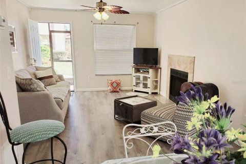 Copropriété à louer à Bradenton, Floride: 2 chambres, 84.73 m2 № 292763 - photo 5