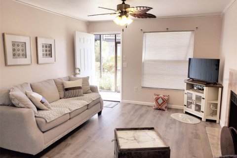 Copropriété à louer à Bradenton, Floride: 2 chambres, 84.73 m2 № 292763 - photo 3