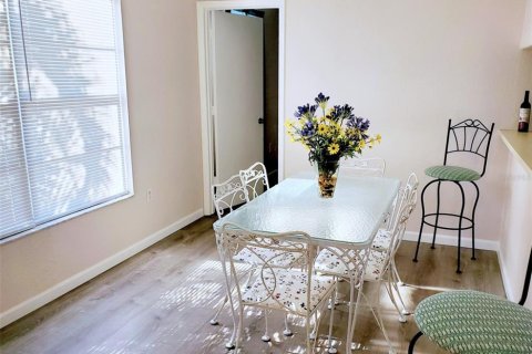 Copropriété à louer à Bradenton, Floride: 2 chambres, 84.73 m2 № 292763 - photo 7
