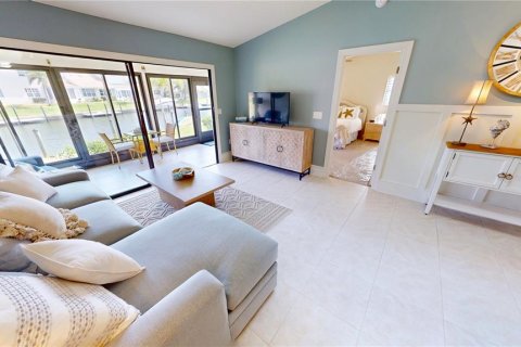 Villa ou maison à vendre à Punta Gorda, Floride: 3 chambres, 147.06 m2 № 1718051 - photo 9