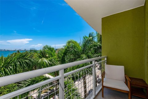 Copropriété à vendre à Miami, Floride: 2 chambres, 102.84 m2 № 2173038 - photo 4