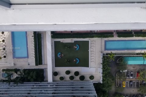 Copropriété à louer à Miami, Floride: 2 chambres, 95.13 m2 № 2053113 - photo 13