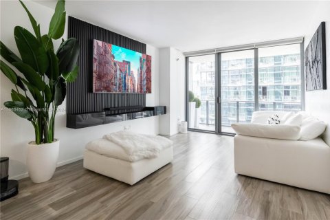 Купить кондоминиум в Майами, Флорида 1 спальня, 80.45м2, № 1703630 - фото 12