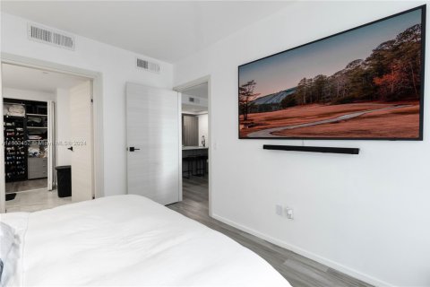 Купить кондоминиум в Майами, Флорида 1 спальня, 80.45м2, № 1703630 - фото 19